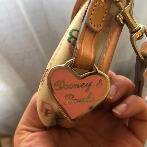 CUTE DOONEY& BOURKE WRISTLET✨ - Picture 2 of 5